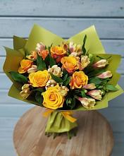 Букет цветов из:  Альстромерии и Розы в Серафимовиче
