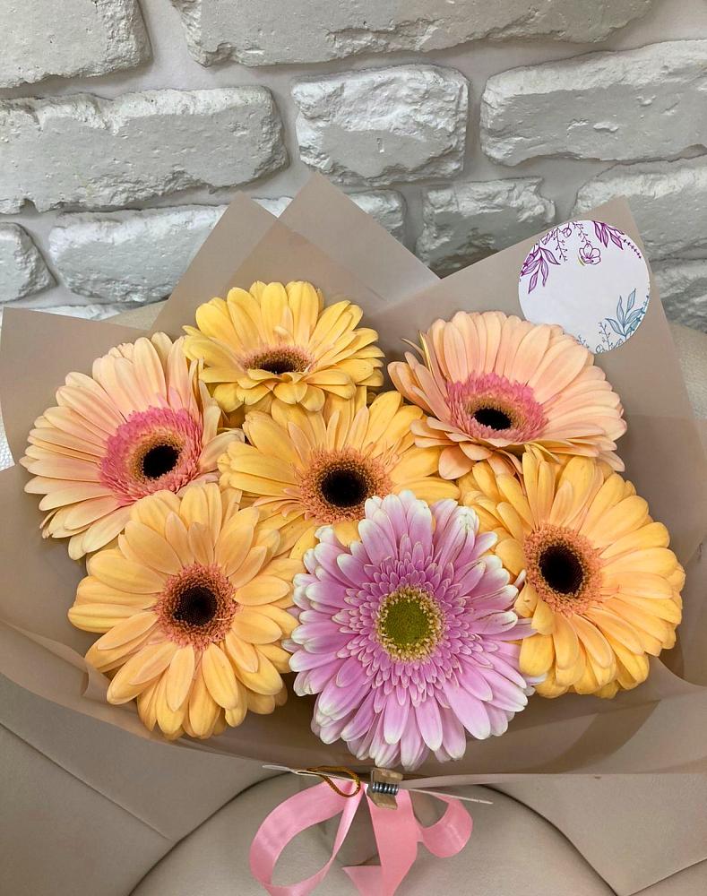 Букет цветов из: Герберы в Серафимовиче