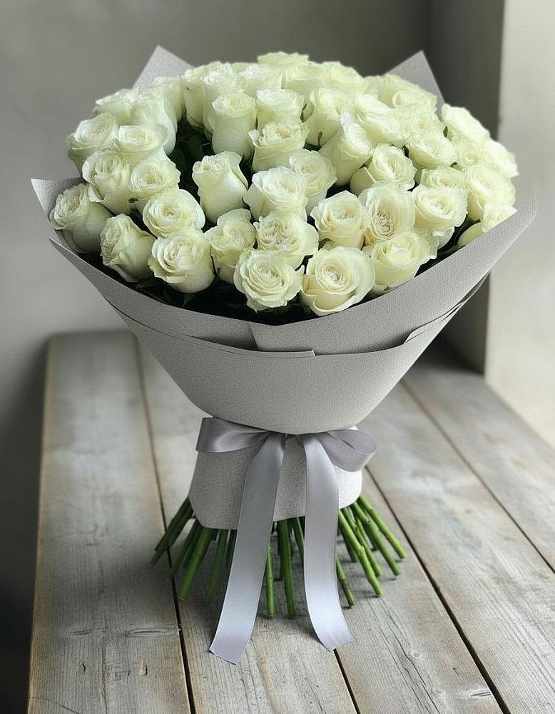 Букет 35 Белых роз в Серафимовиче