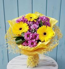 Букет цветов из:  Хризантемы и Герберы в Серафимовиче