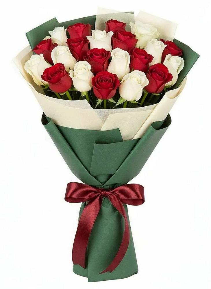 Букет Микс из красных и белых роз в Серафимовиче