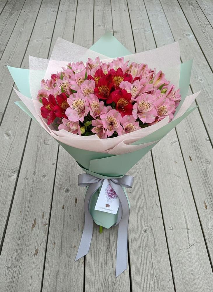 Букет цветов из: Альстромерии в Серафимовиче