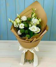 Букет цветов из:  Хризантемы и Лизиантусы в Серафимовиче