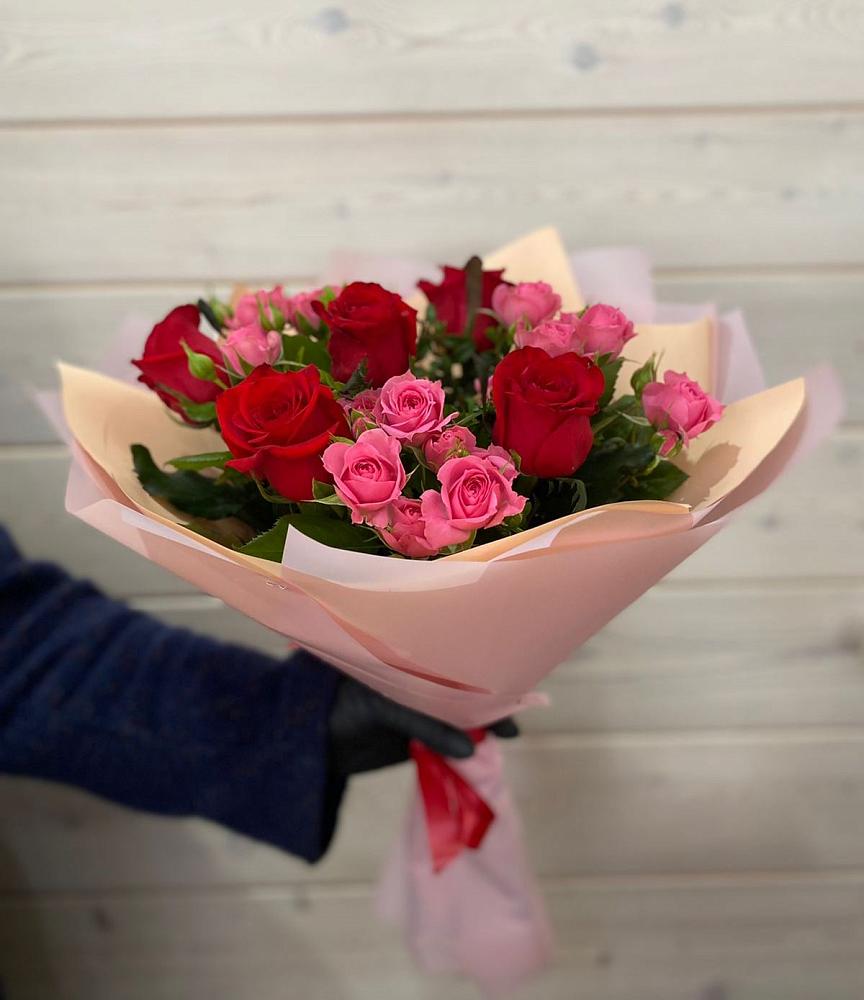 Букет цветов из: Розы в Серафимовиче